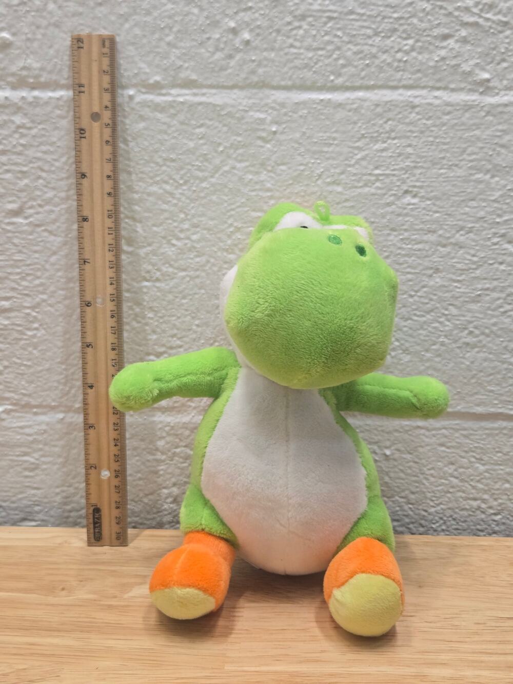 Super Mario Yoshi Green Plush 9" Nintendo Stuffed Animal Video Game Toy